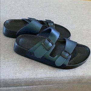Birkenstock Sandals L10 M8 Like New!